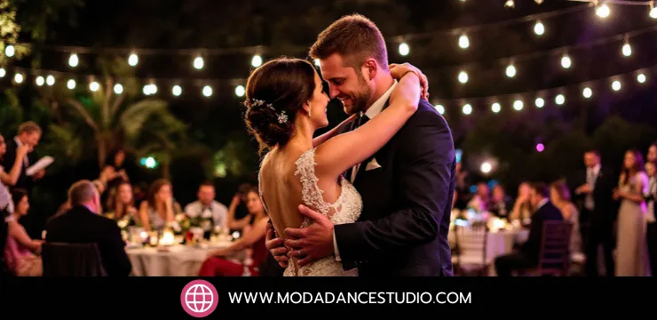 เคล็ดลับเลือกเพลง First Dance ให้ปังพร้อมจังหวะเต้นรำที่ใช่สำหรับบุคลิกของคุณ